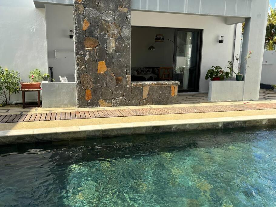 Charmant T4 Avec Vue Piscine Grand Baie Bagian luar foto